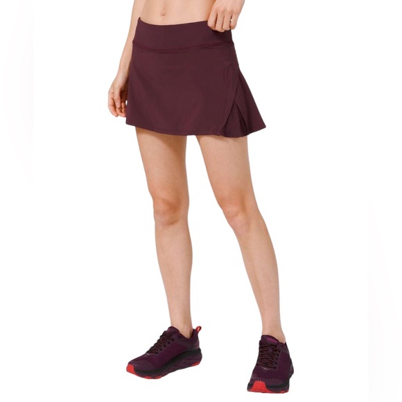 Lululemon Play Off The Pleats Skirt 13" Cassis W8AA4S Lined Running Size 12 - Picture 9 of 13